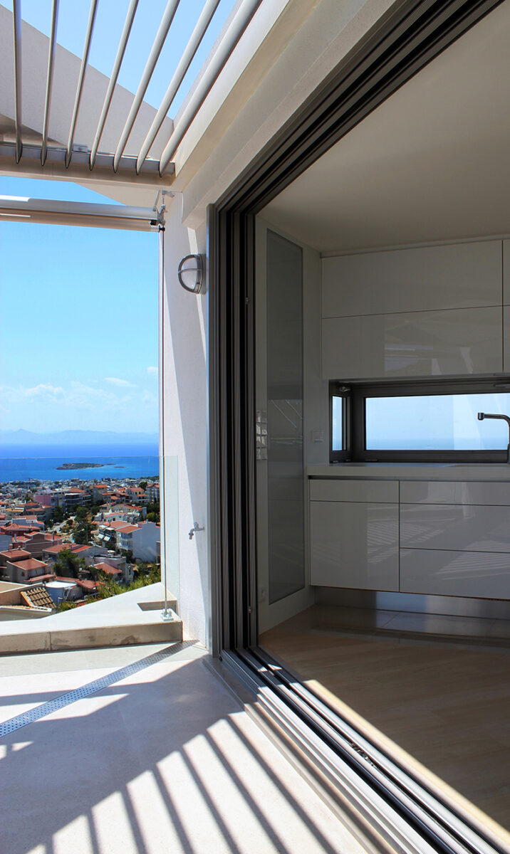2011 Voula 73f